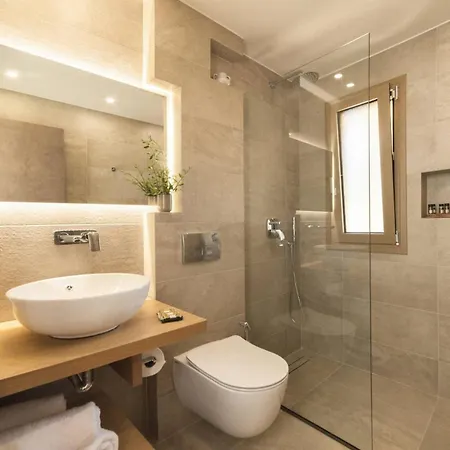 Sensational Zakynthos | 2 Bedrooms | Kirin | Spacious Sun Terrace | Private Pool With Integrated Jacuzzi | Bbq | Kydoni Gaitani